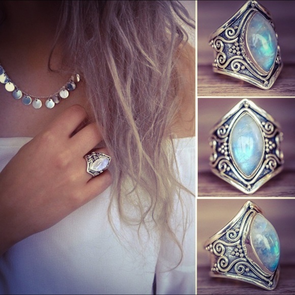 Vintage Jewelry - Bohemian Vintage S925 Moonstone Silver Ring